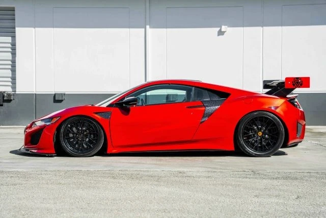 Acura NSX 2017 cupé 2P Foto 3 de 4