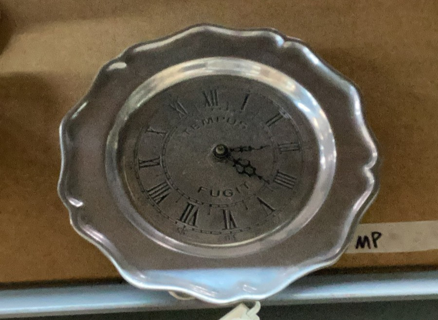 Tempus Fugit Silver Scalloped Clock Roman Numerals Wall Decor b3 bv