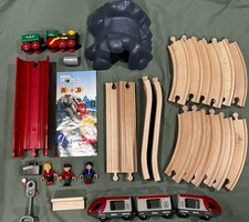 NEW Brio World Wooden Railway Starter Set 33773 W/ Bonus Extra Train Open Box