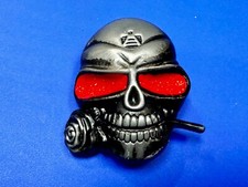 Red Eyed Skull Holding Rose In Teeth Figural Dimensional Belt Buckle