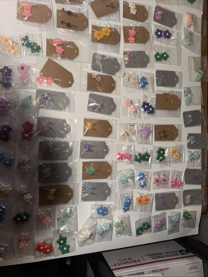 Lot of 150+ Pair Of Earrings For Resale Lightweight Handmade - Image 4 of 4