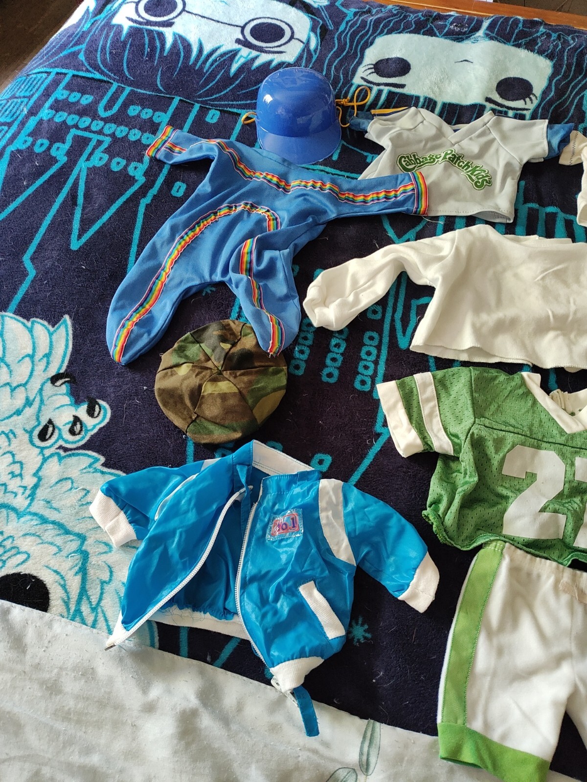 Lot Of Cabbage Patch Kids Doll Clothes
