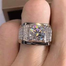 High Quality 14K White Gold 1.50Ct Round Cut Natural Diamond Men Engagement Ring
