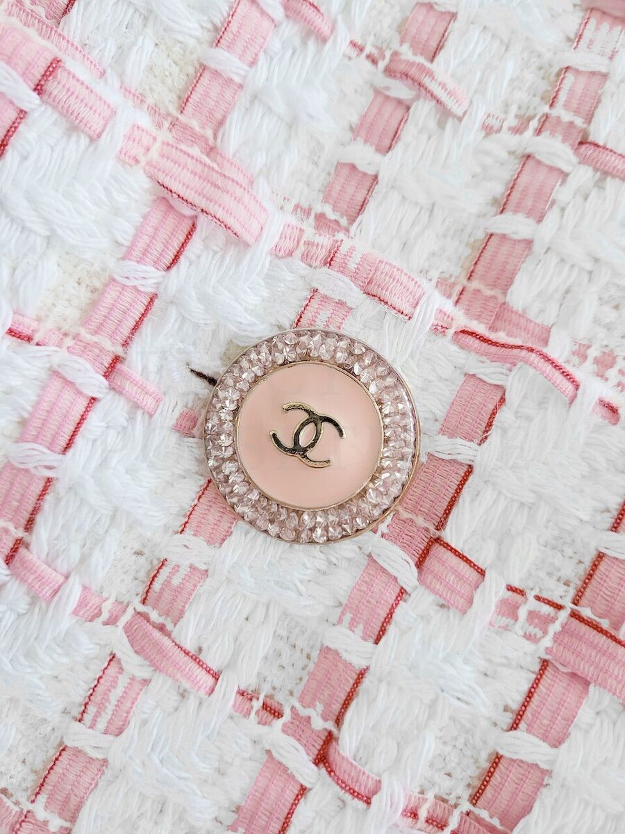 NWT CHANEL 22P PINK CHECK OVERSIZED COTTON JACKET FR34 NWT CHANEL 22P PINK CHECK OVERSIZED COTTON JACKET FR34