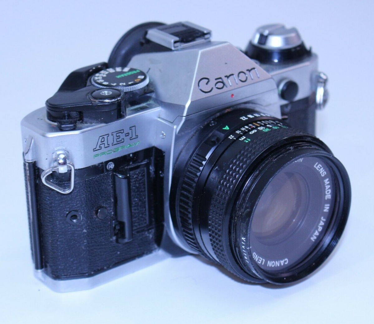 Canon AE-1 Program Film Camera F1.8 FD 50mm NFD VTG SLR Canon AE-1 Program Film Camera F1.8 FD 50mm NFD VTG SLR