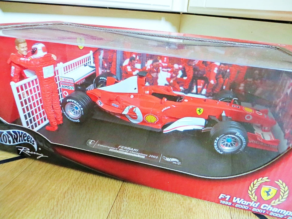 HOTWHEELS RACING G3764 ""FERRARI F2003-GA, CONSTRUCTORS CHAMPIONS"" 1:18 SIN USAR Y EN CAJA Foto 2 de 4