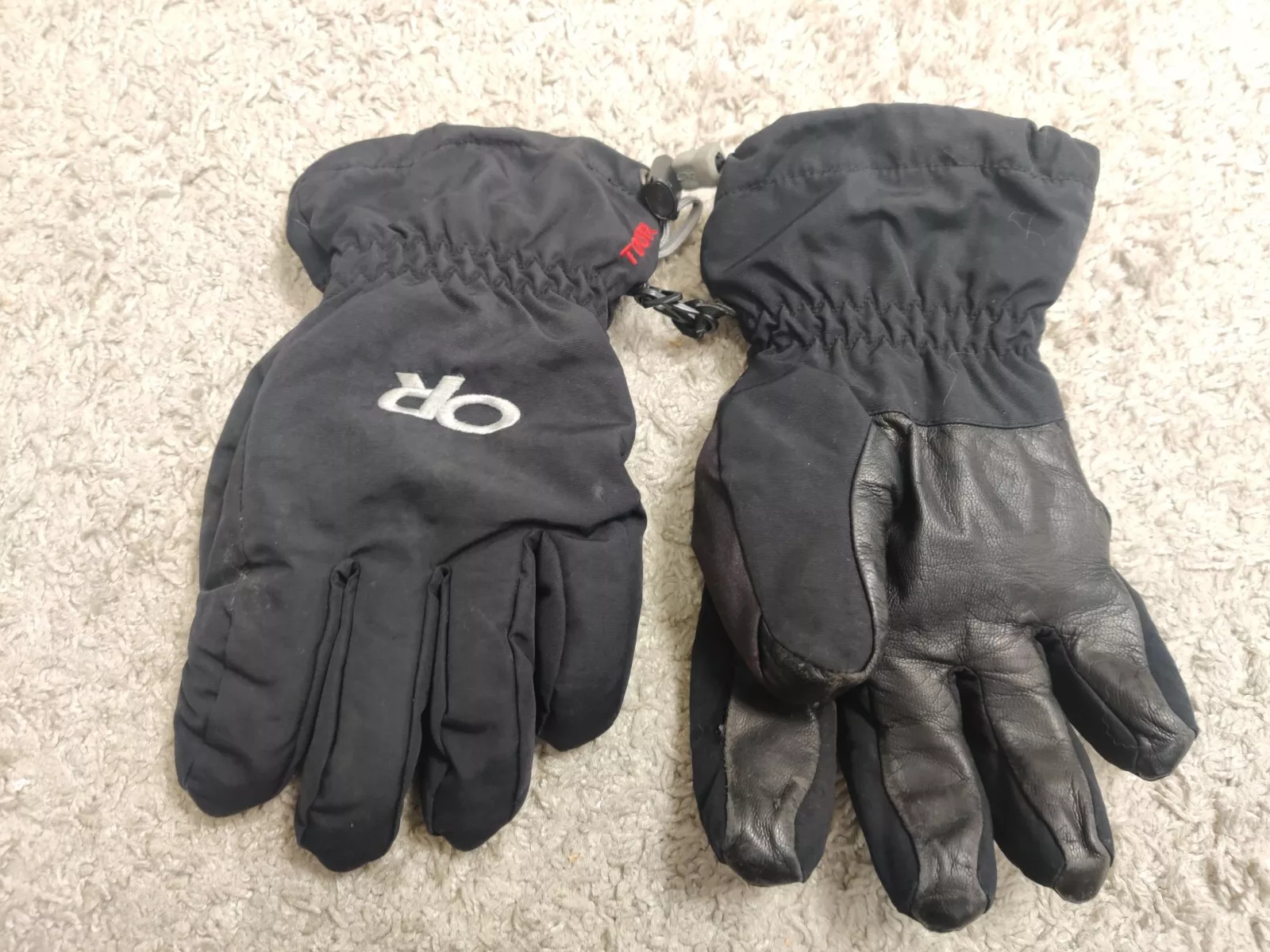outdoor-research tour nylon waterproof gloves 