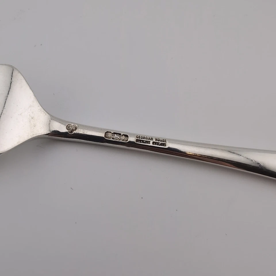 Tenedor de ensalada de plata esterlina CJ Vander Georgian House Queen Anne - 6 3/4" Foto 3 de 3