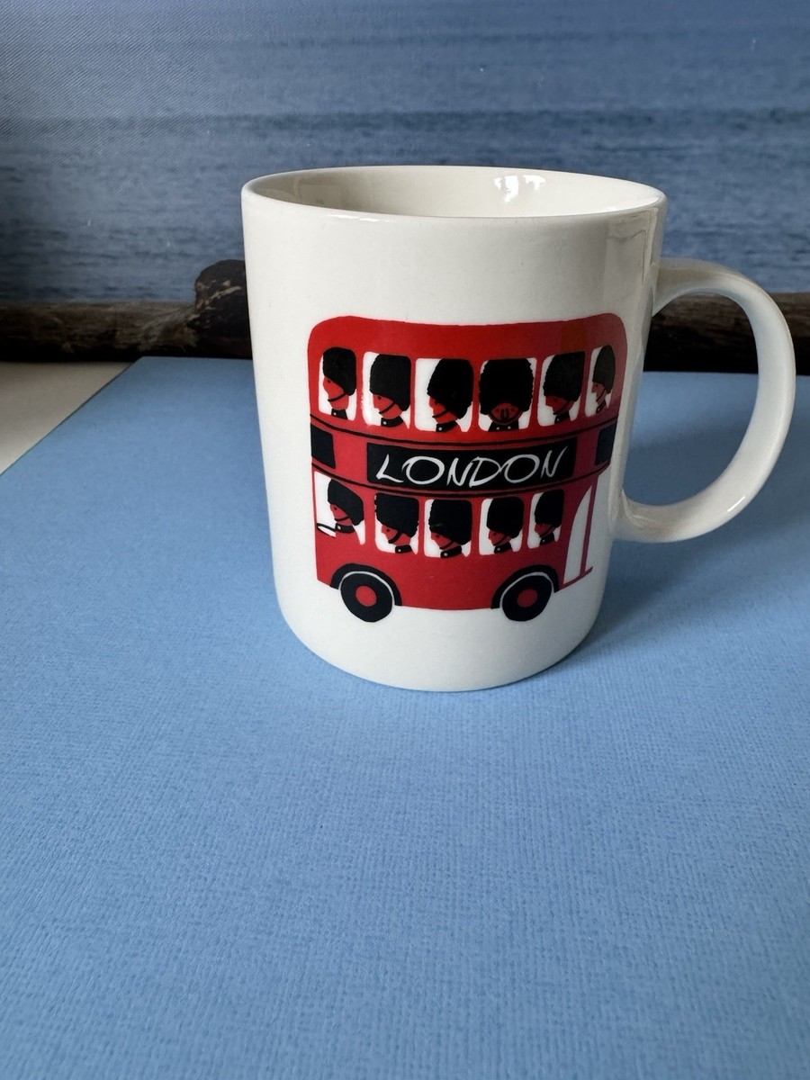 TESCO Fine China RED LONDON BUS GUARDSMEN Coffee Tea Mug R2