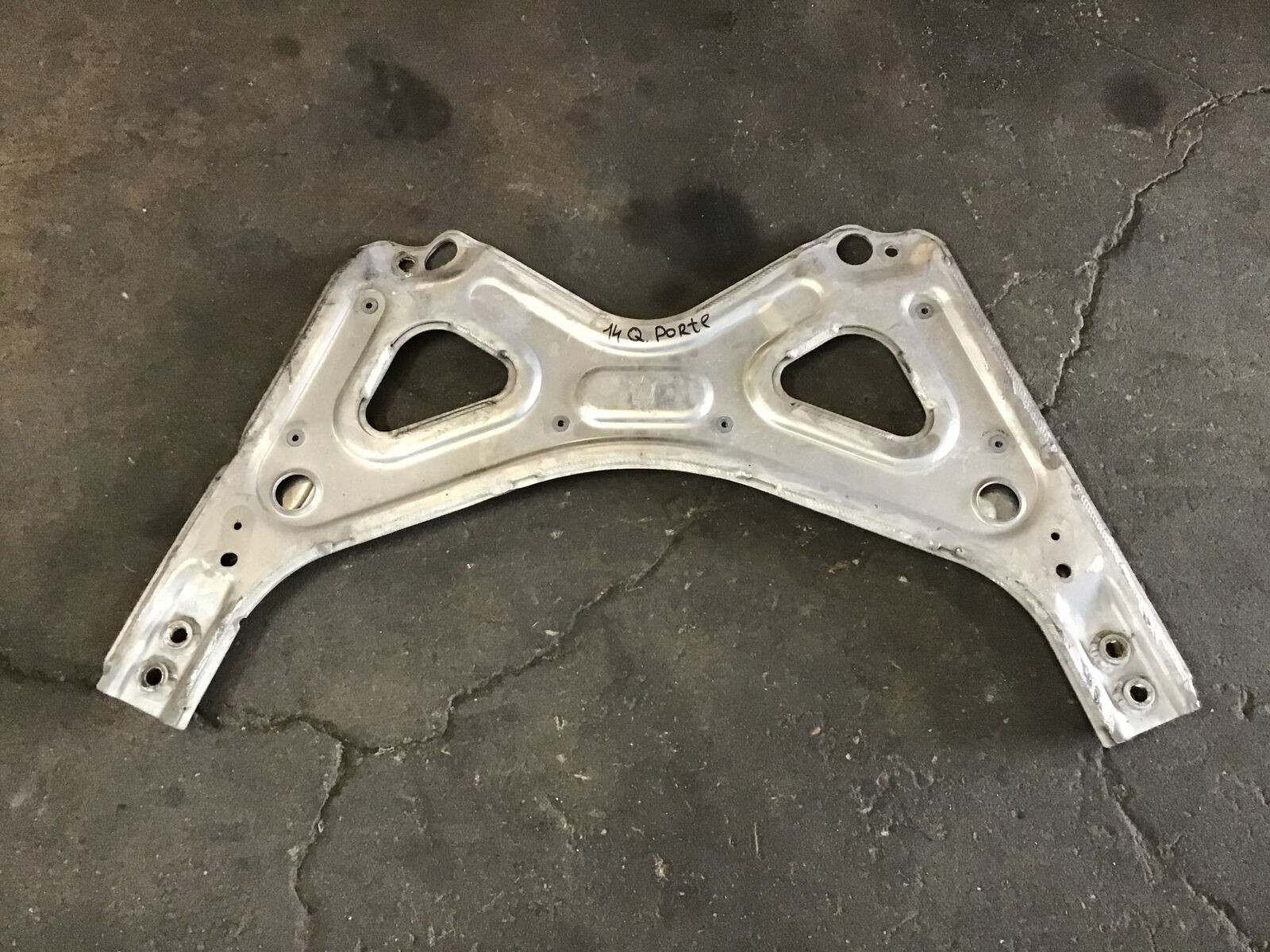 Maserati Quattroporte GTS Front Subframe Support Crossmember Brace 14-18 |:A
