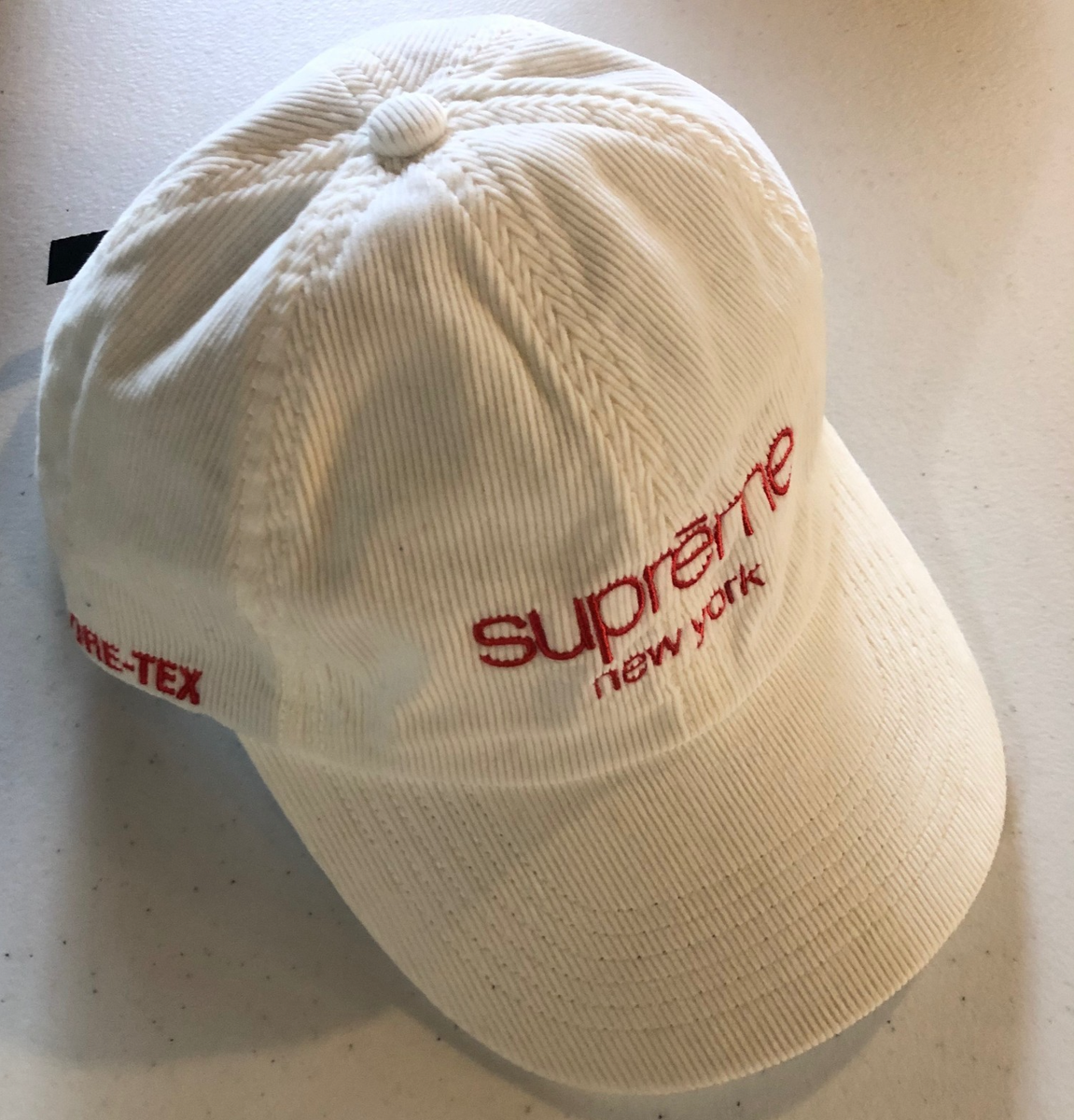 新品 Supreme Corduroy Classic Logo 6-Panel Supreme GORE-TEX Corduroy Classic Logo 6-Panel Hat White OS FW21