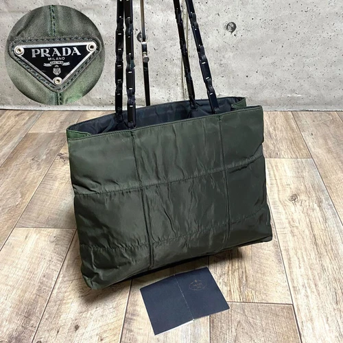 Authentique sac fourre tout Prada Tessuto nylon chaîne plastique sac à main kaki