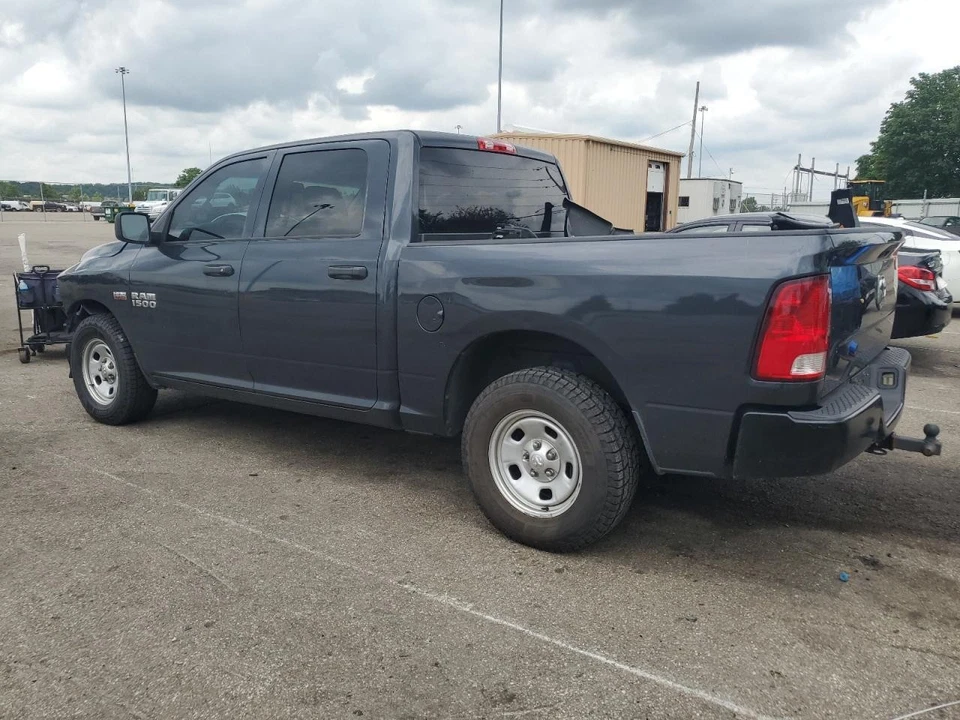 Conjunto de filtro de aire usado se adapta a: camioneta Ram Dodge 1500 2015 grado A Foto 2 de 4