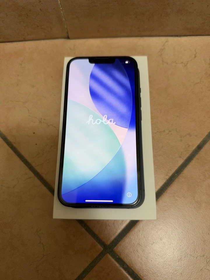 Apple iPhone 13 · 128GB, foto 1 di 5