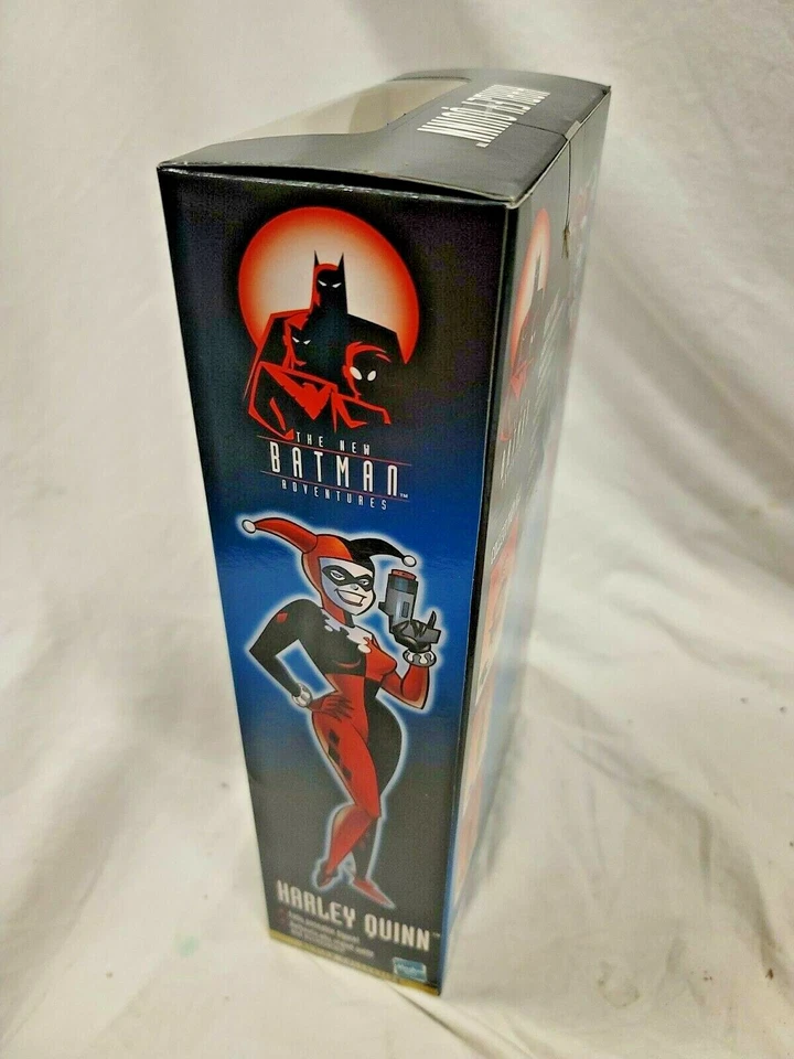 LA NUEVA ANIMACIÓN BATMAN ADVENTURES 12" HARLEY QUINN COLECCIÓN DE ACCIÓN Mascota HYENA Foto 2 de 4