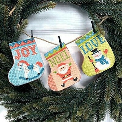 Gift Stockings Bunting~Tiny Modernist