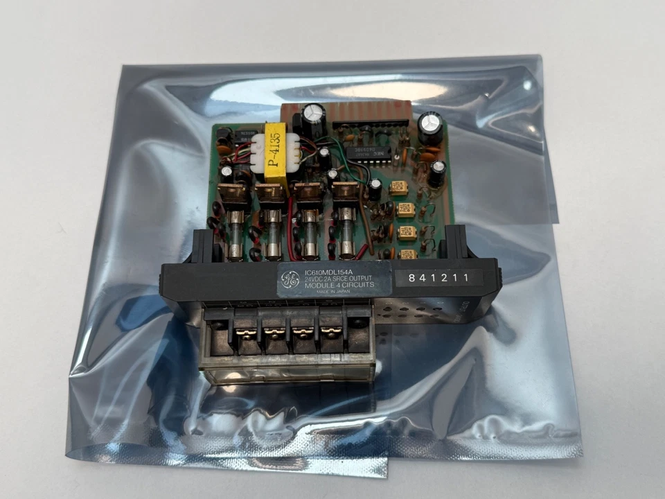 Модуль выхода Fanuc IC610MDL154A 24 В постоянного тока 2 А SRCE 4 цепи IC610-MDL-154-A GE - Изображение 3 из 4