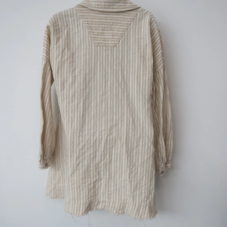 Camisa By Together para mujer mezcla de lino pequeña beige a rayas abotonadas Lagenlook Foto 4 de 4