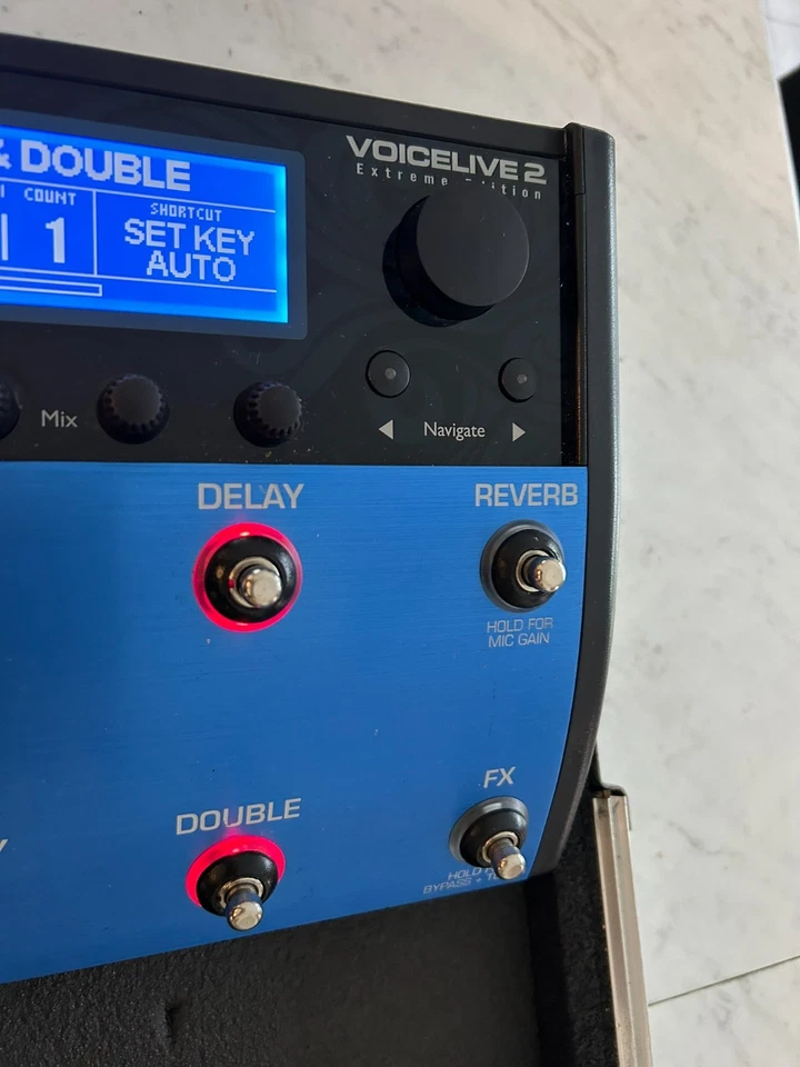 TC Helicon voicelive 2 Extreme + Custom Flightcase - Image 2 of 4