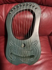 10 String Lyre Harp Green with Padded Gig Bag & Tuning Key Celtic Knot Design