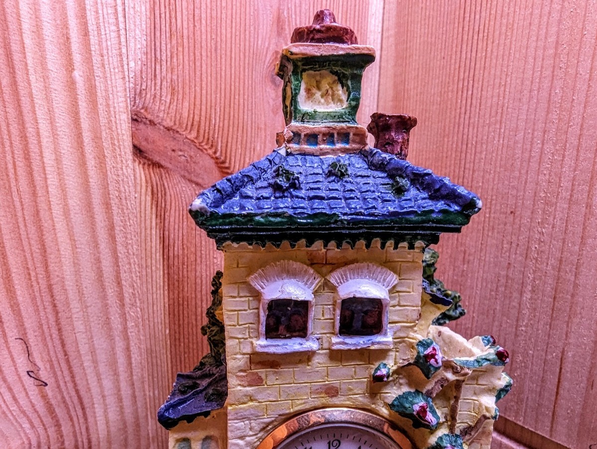 Pierre Nicol Miniature Cottage Quartz Mini Clock With No Battery