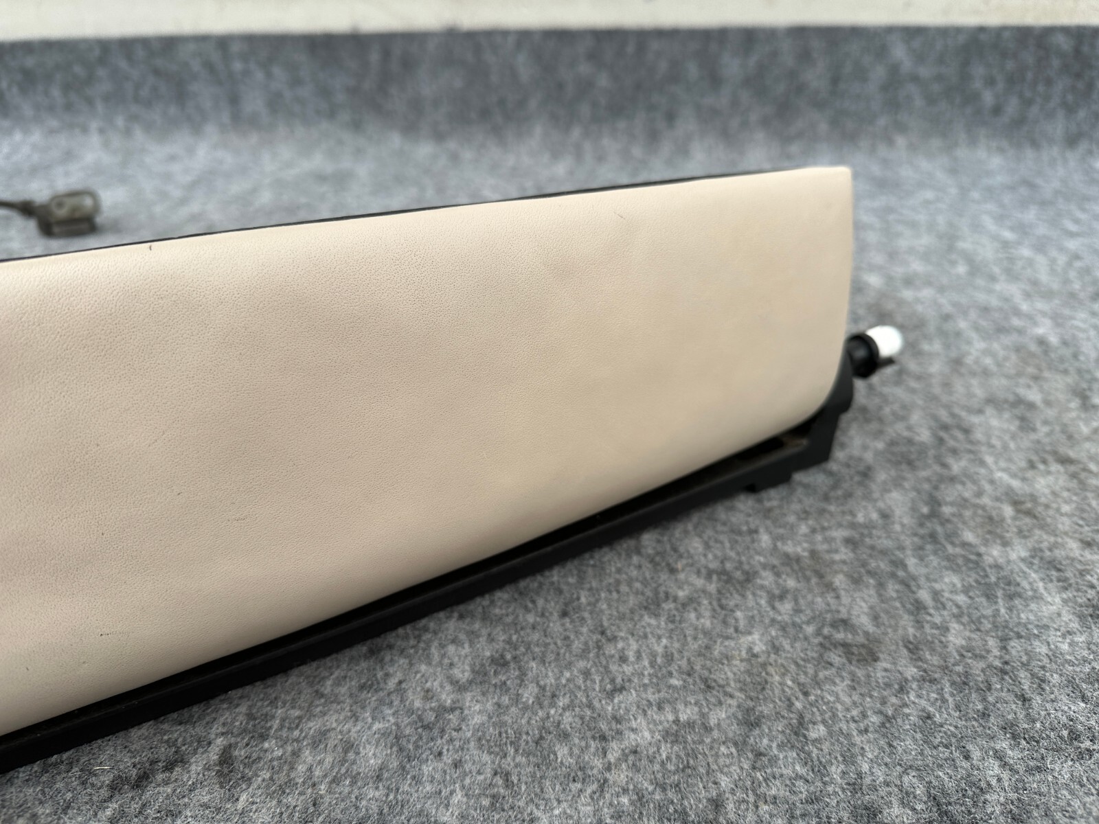 CENTER CONSOLE LEATHER ARM REST ARMREST TAN 13-20 MASERATI GHIBLI QUATTROPORTE