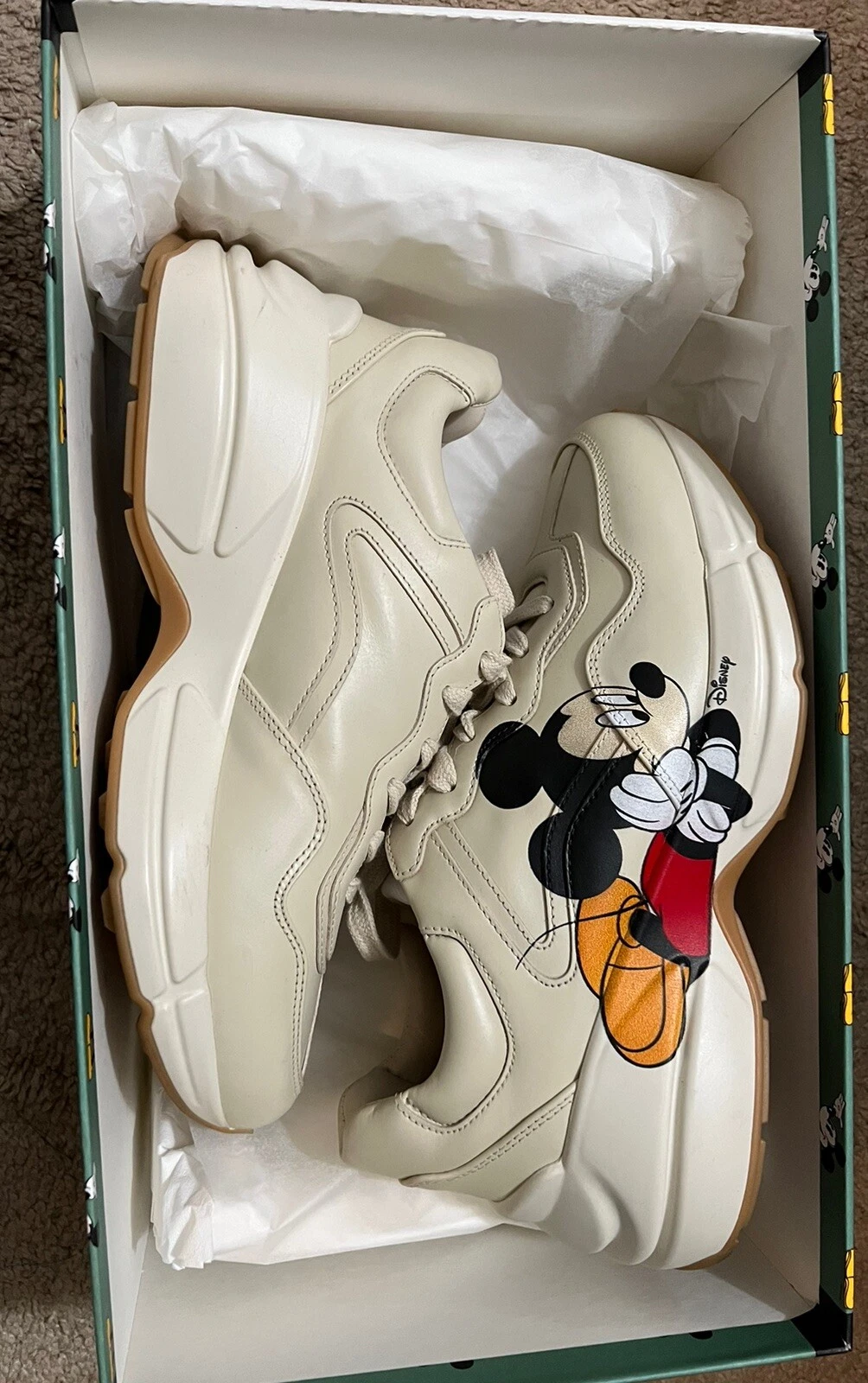Chaussures Gucci x Disney