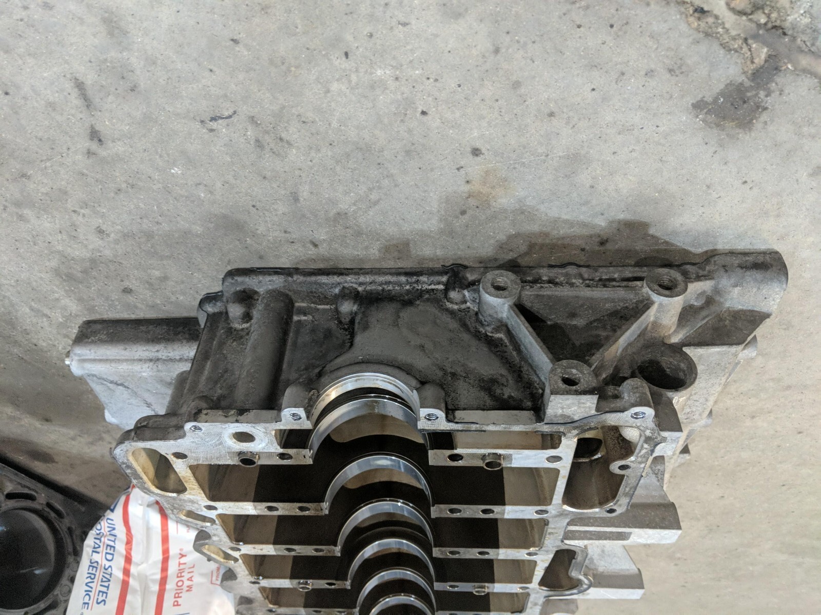W12 bare lower engine block Bentley CONTINENTAL gt 6.0 oem