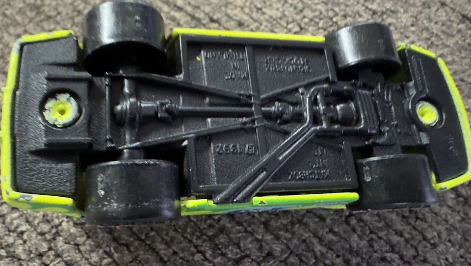 1993 MATCHBOX SUPERFAST MB 35 LIME GREEN PONTIAC STOCK CAR 15 SEASIDE MOTORSPORT - Image 3 of 4