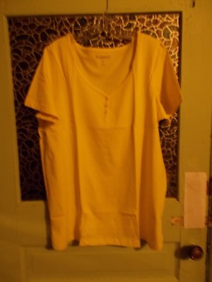 WOMAN'S 2-PIECE OUT FIT - SIZE LARGE