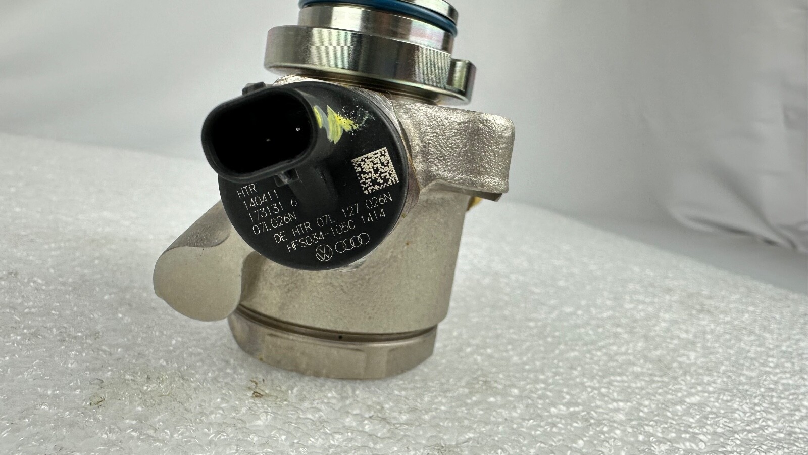 Lamborghini Gallardo Audi R8 High Pressure Fuel Pump HFS034105C OEM