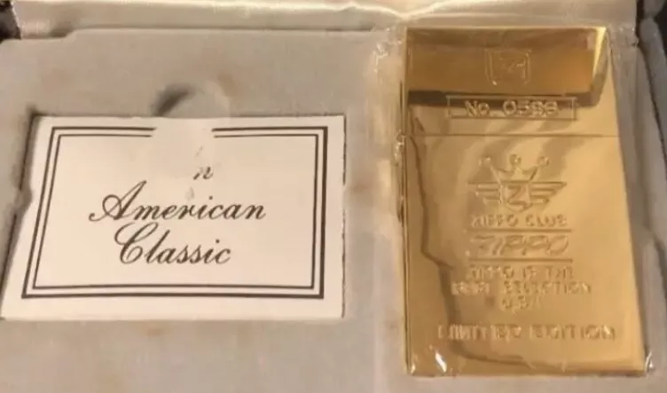 Zippo 1932 Replica American Classic Gold Oil Lighter Extremely Rare JP