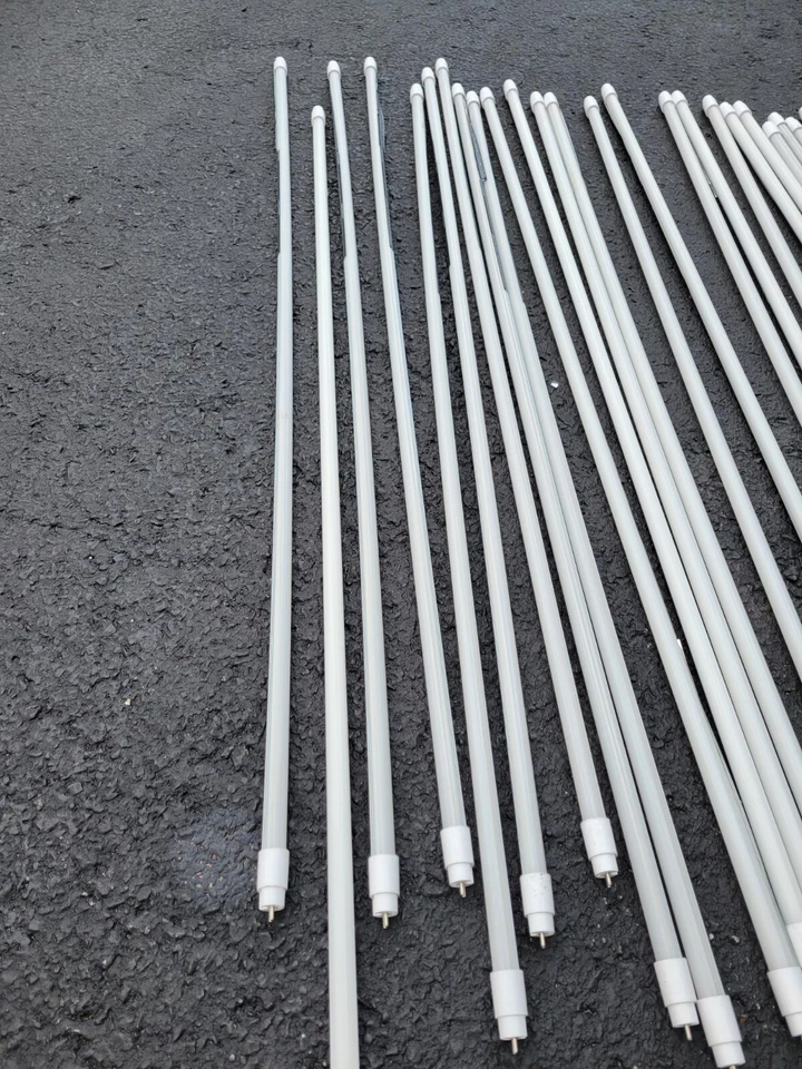 4ft led replacement fluorescent tubes - T5 Non HO Ballast Dependent- 5700K - Image 3 of 4
