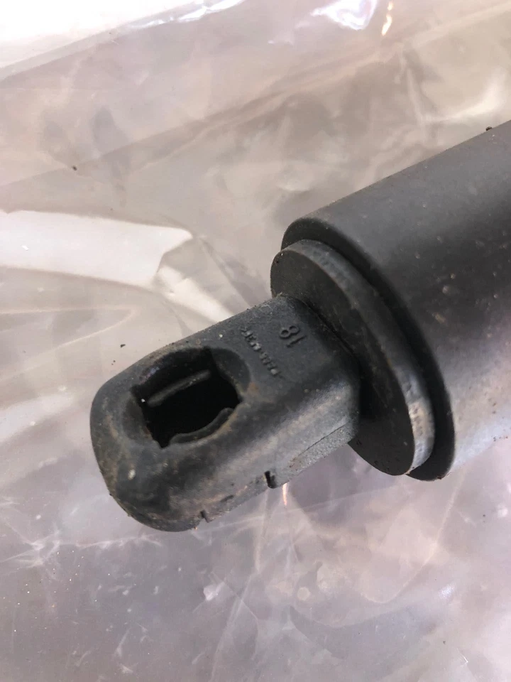 2013 TESLA модель S RWD задний привод вал пропеллер карданный вал OEM - Изображение 4 из 4