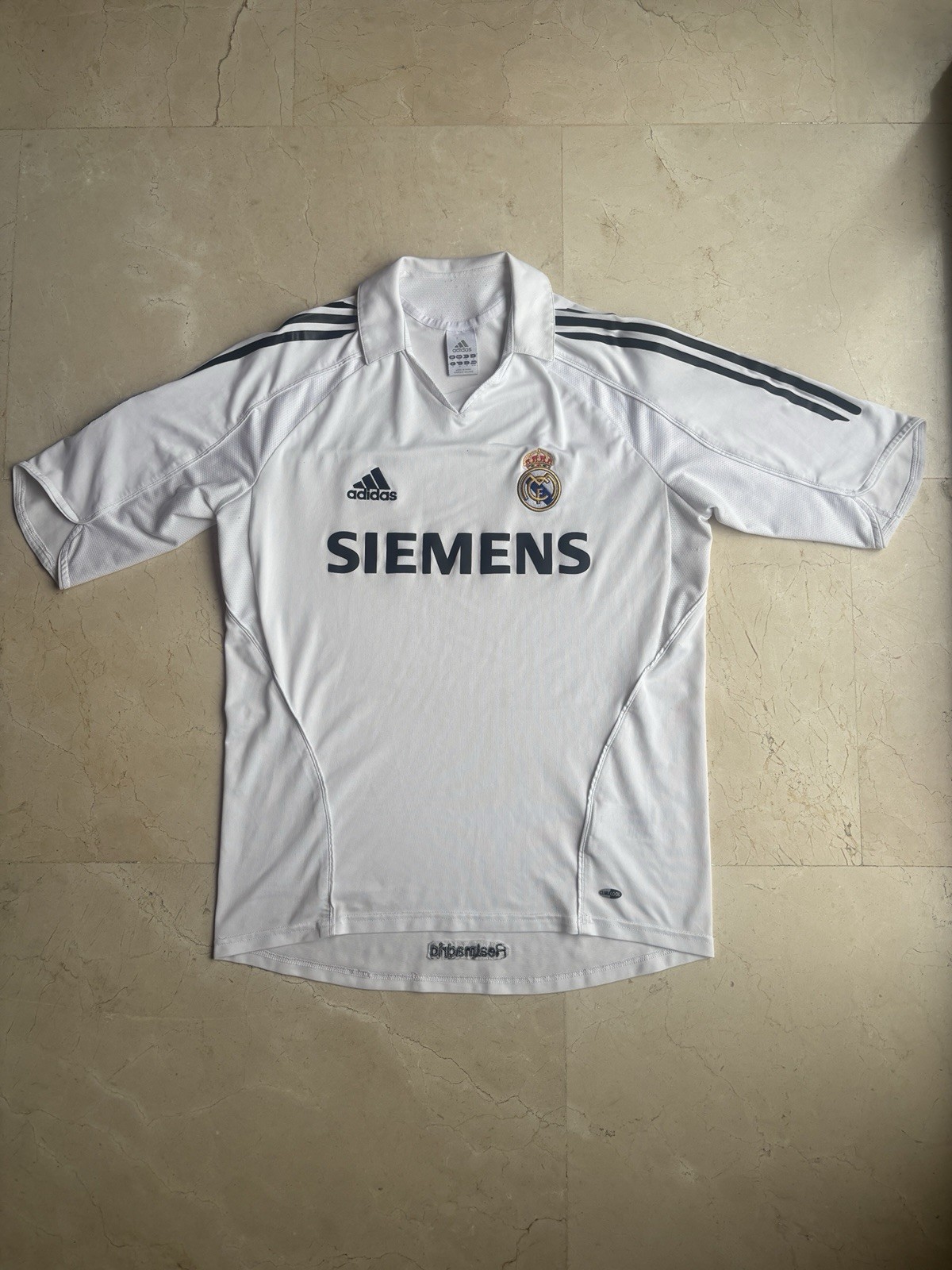 Maillot Real Madrid domicile 2005-2006 blanc taille L vintage