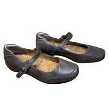 Taos Shoes Uncommon Mary Jane Flats UCM-13858 Women's Size 8W EUC