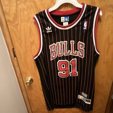 adidas Chicago Bulls Dennis Rodman 91 Hardwood Classics NBA Jersey Black Red L