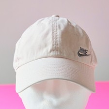Nike Heritage 86 Hat Embroidered Logo Pale Pink Strapback Dad Cap