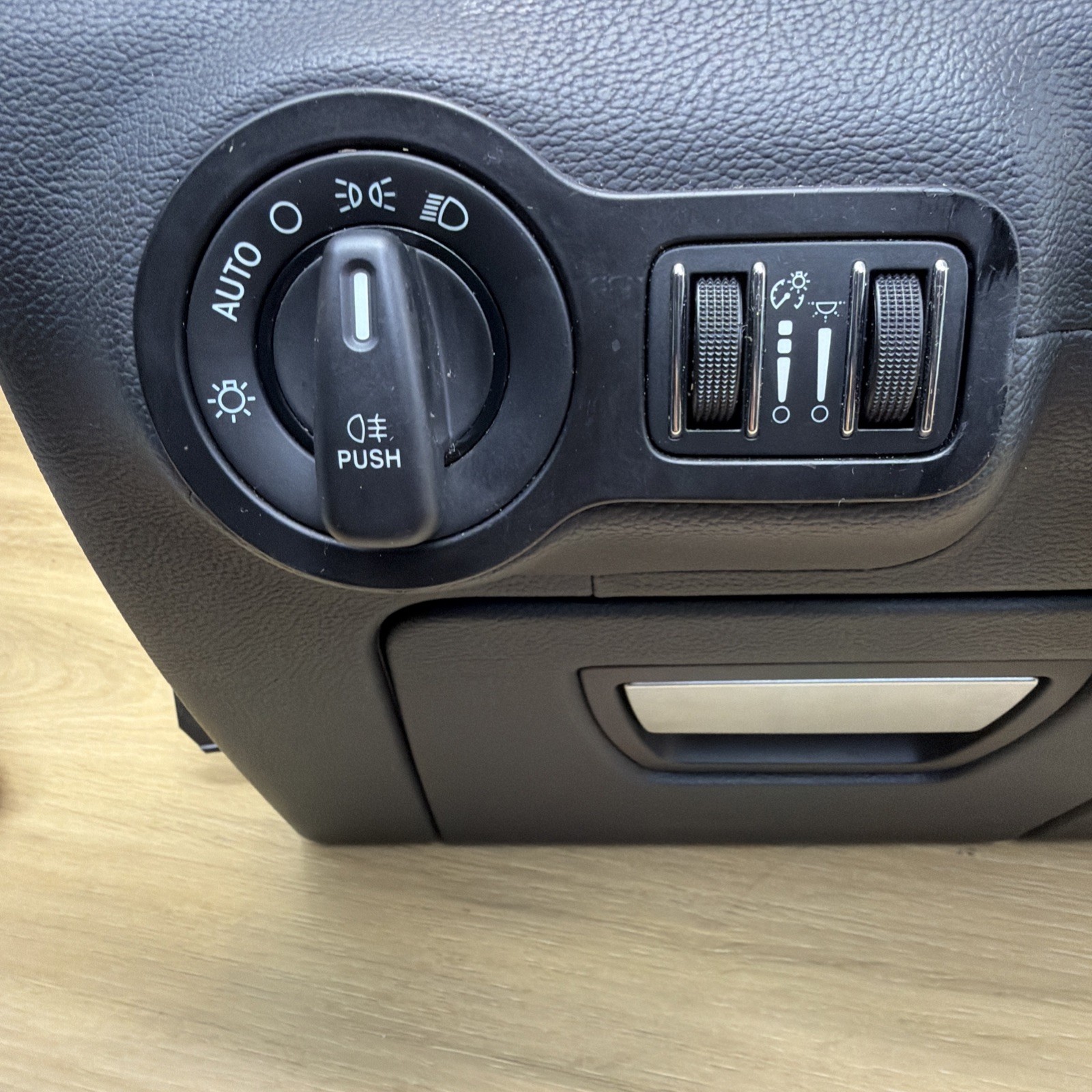 🟢2014-17 Maserati Ghibli Front Left Dash Dashboard Compartment Storage Tray Box