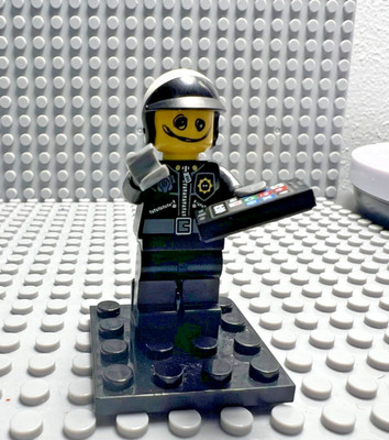 LEGO Movie Minifigure - Scribble-Face bad cop - TLM007