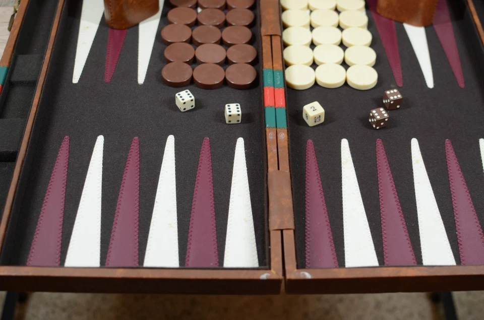 Backgammon Set Brown Leatherette Dice Game Vintage Reiss 18" - Image 4 of 4
