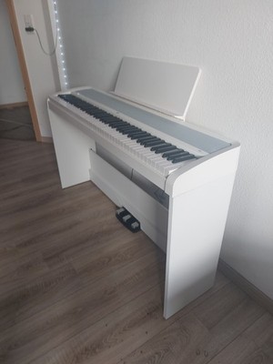Piano Korg B2