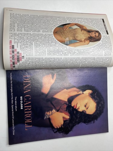 CINDY CRAWFORD - SKY Magazine - FEB 1993 Musique / Celeb /Lifestyle /Fashion - Photo 9/24