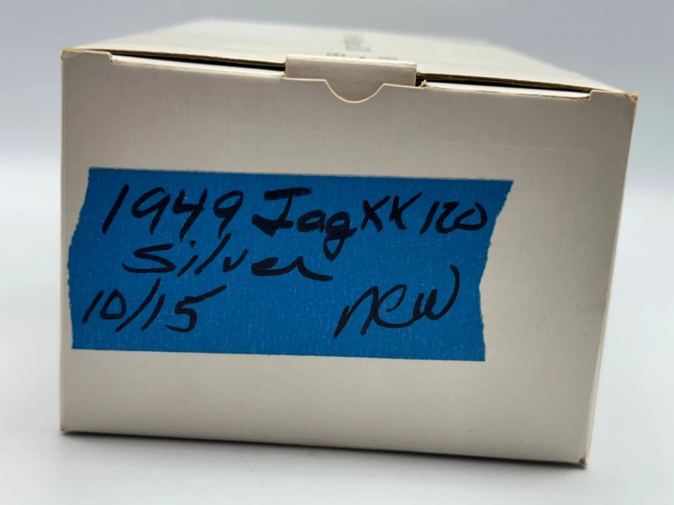 Danbury Mint 1949 Jaguar XK120, Silver,  1:24, Excellent, Boxed - Image 4 of 4