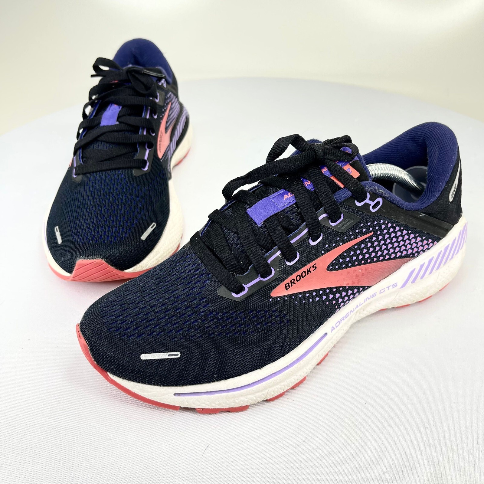 Brooks Running Shoes 7 Womens Adrenaline GTS Black Athlete Sneakers Comfort-image