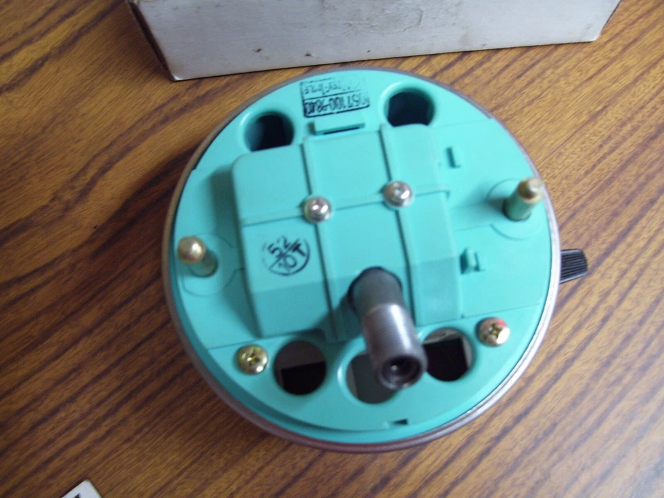 Velocímetro de despegue Speedo Kawasaki 1980 KZ750 KZ750H 750 LTD OEM CERO millas Foto 3 de 4