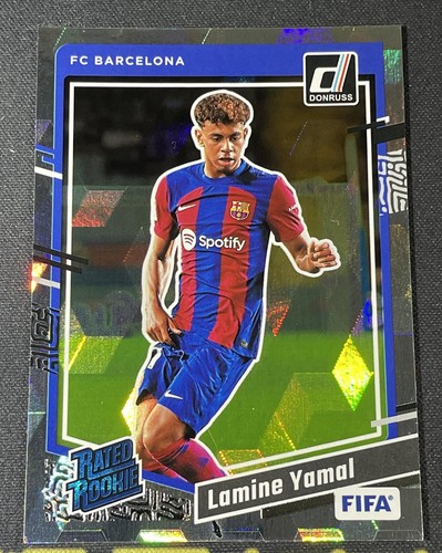 Pemenang Ballon d'Or 2025 Bocor, Lamine Yamal Raih Trofi