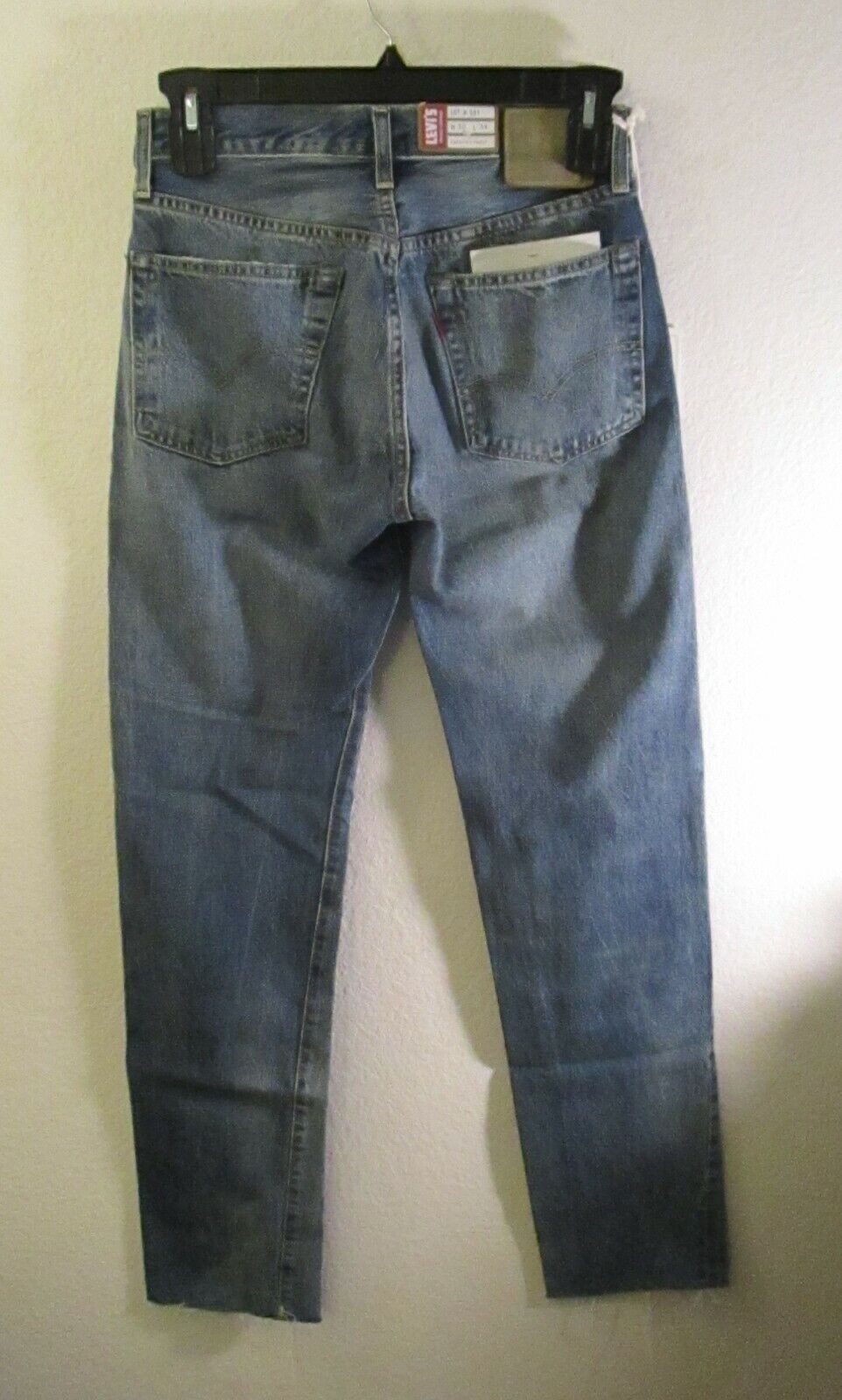 NWT Levis Vintage Clothing 1954 501 Original Fit Mens Jeans 30x34 Coxsone $278 NWT Levis Vintage Clothing 1954 501 Original Fit Mens Jeans 30x34 Coxsone $278