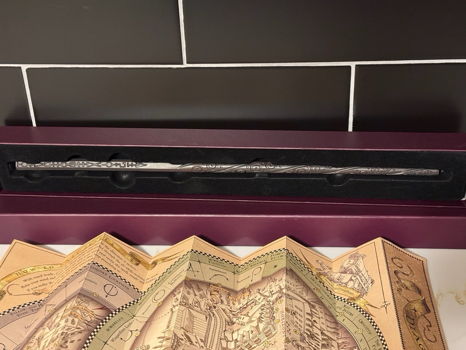 SIRIUS BLACK Interactive Wand with Map for Harry Potter Wizarding World Universal
