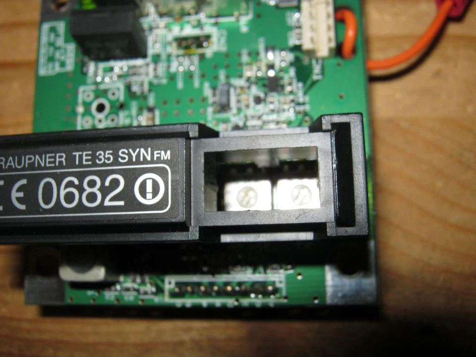 Graupner Sender HF Modul SYN 35 Mhz A + B  MC 19 /22 - Bild 2 von 3